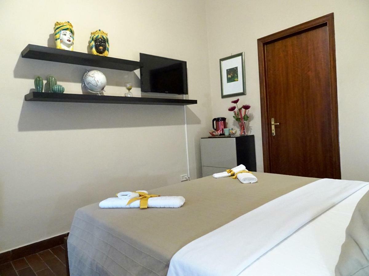 Guest House Le Ginestre Dell'Etna Belpasso Eksteriør billede