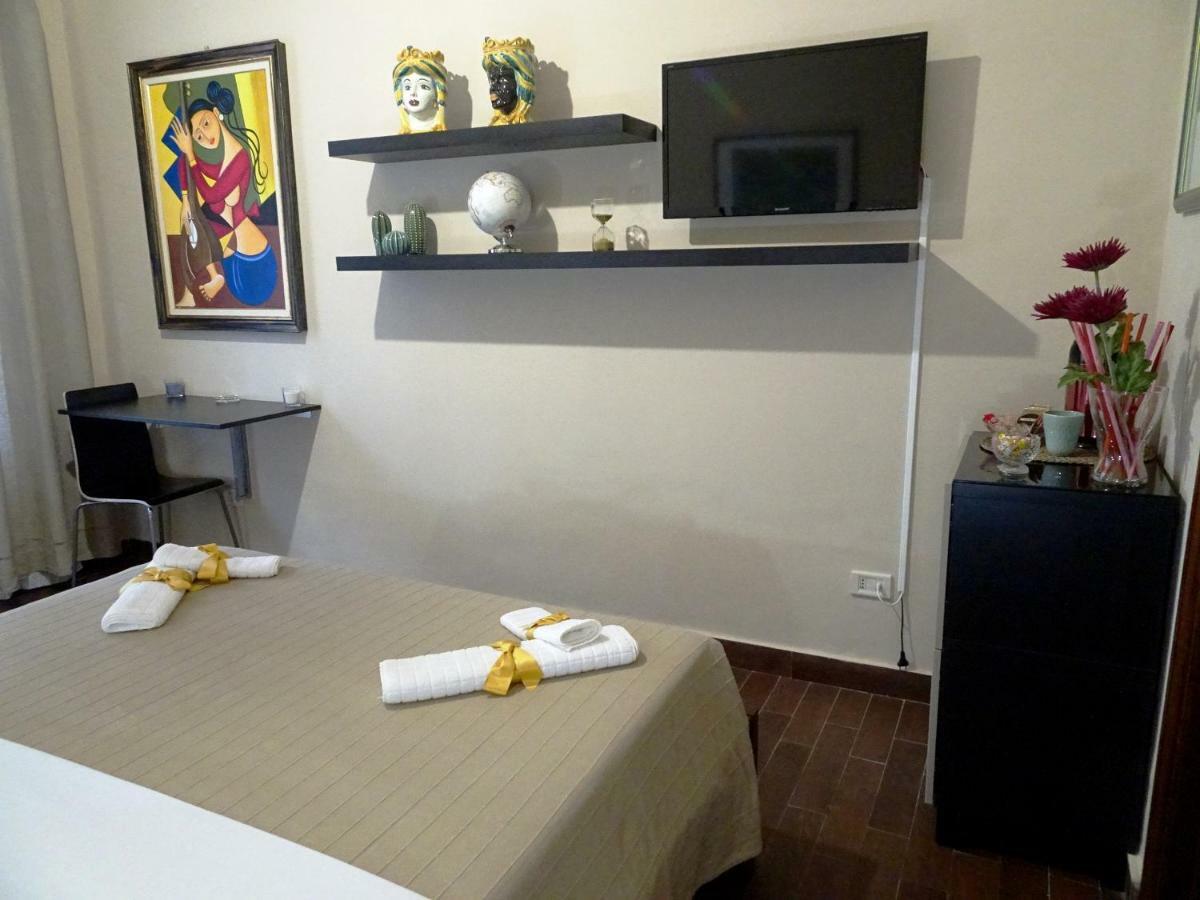 Guest House Le Ginestre Dell'Etna Belpasso Eksteriør billede